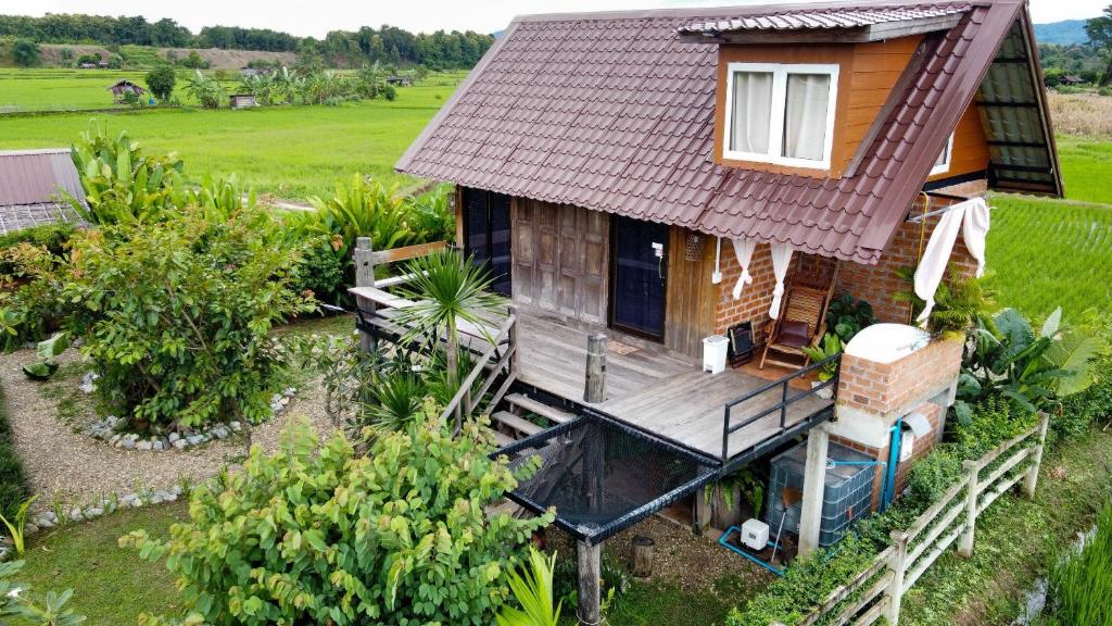 DeeTorJai FarmStay Nan ดีต่อใจ ฟาร์มสเตย์ น่าน โดยเจ้าของ - Deluxe Doppel- Oder Zweibettzimmer Mit Bergblick