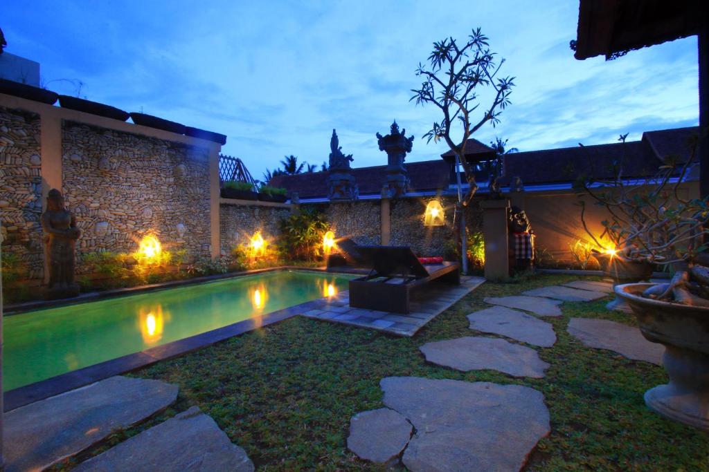 Bazén v ubytování Pondok Wira Ubud nebo v jeho okolí