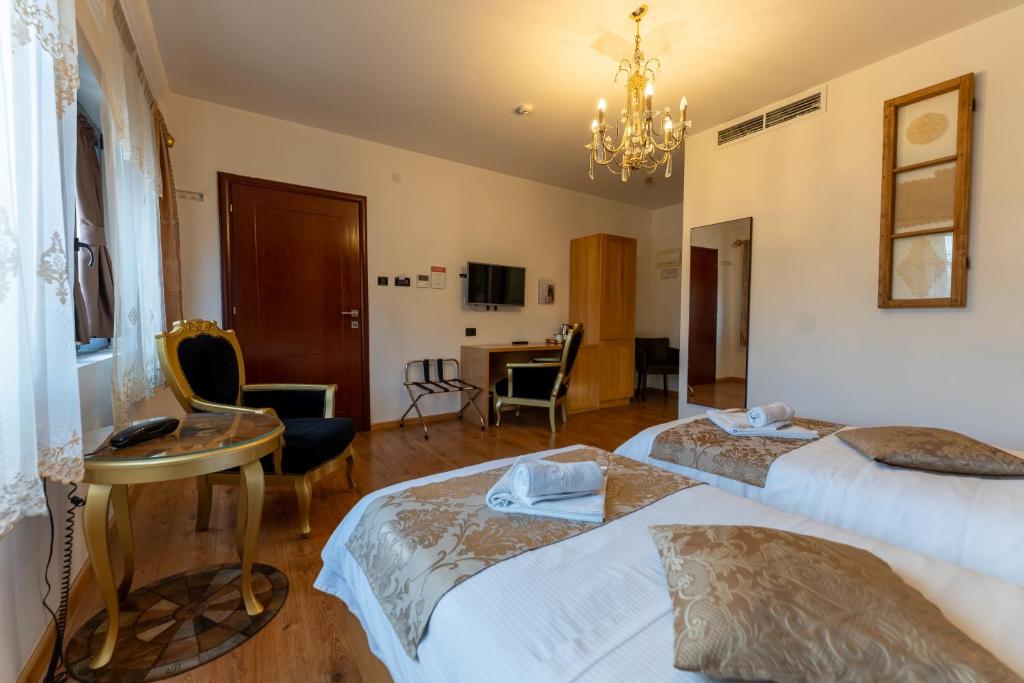 GARNI HOTEL ATRIUM - 12