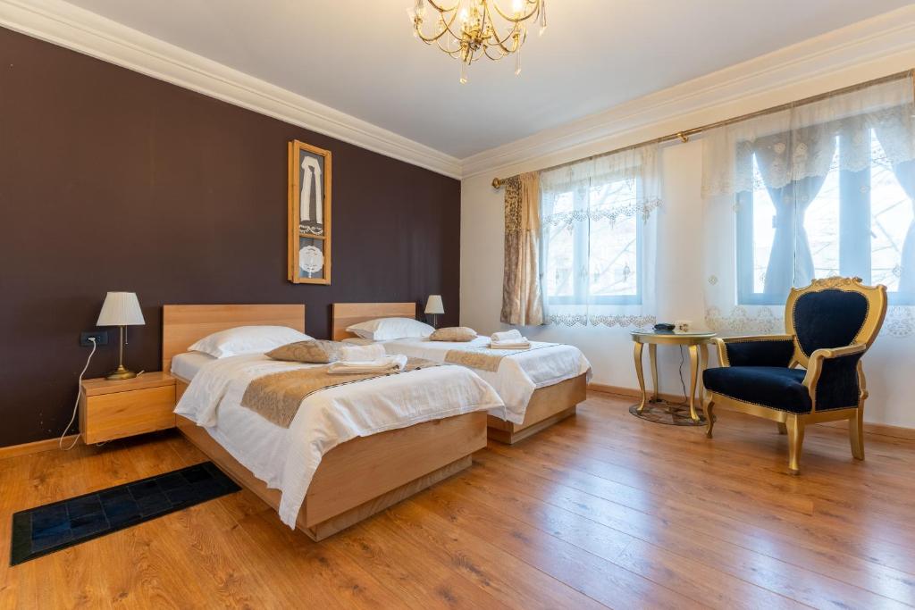 GARNI HOTEL ATRIUM - 13