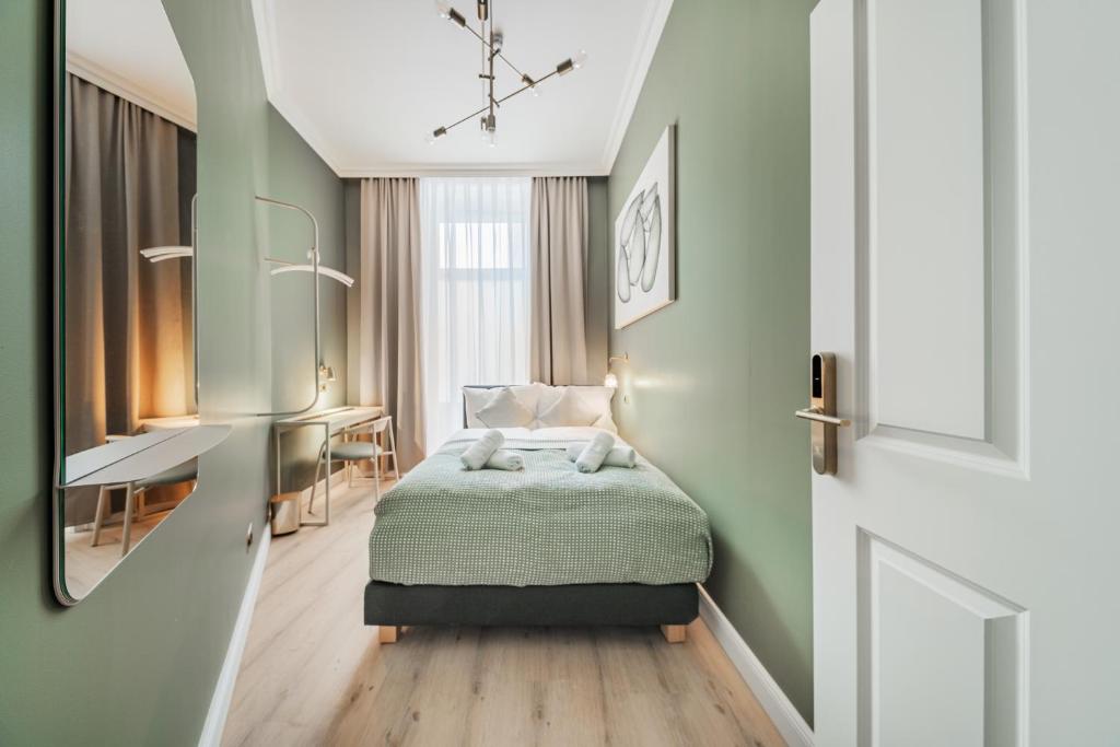 HOME1 - Belvue Boutique Hostel