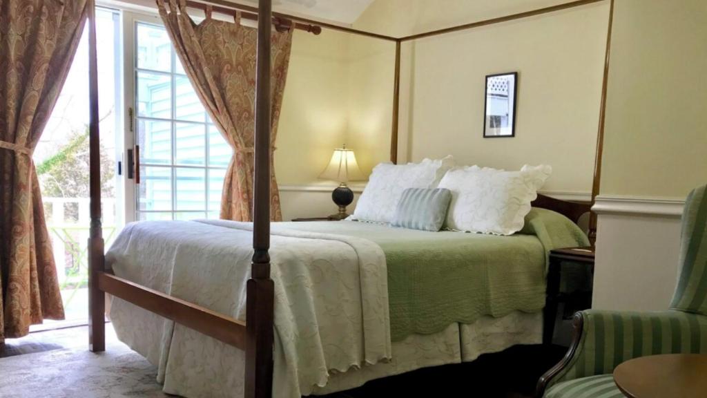 Queen Anne Inn - Habitación Doble Con Balcón