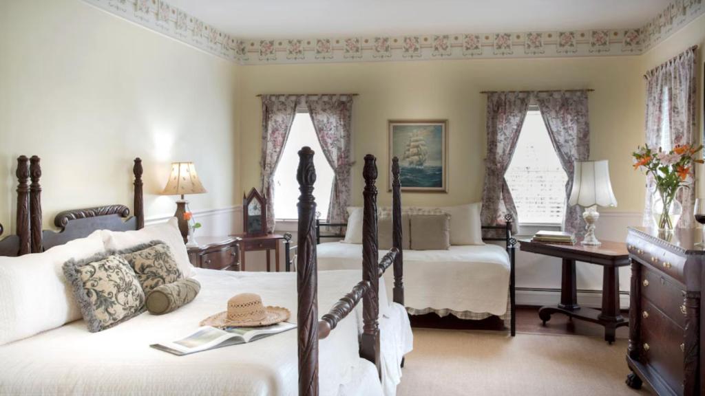 Queen Anne Inn - Habitación Superior Con Cama King