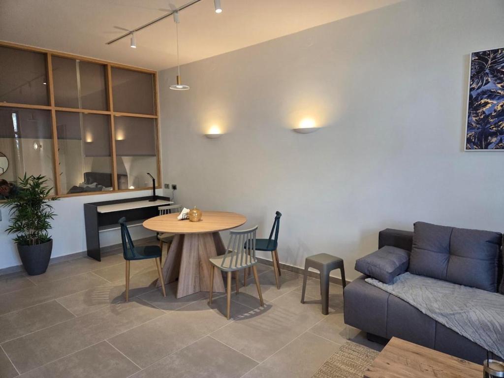 Zona d'estar a Karatza's suite