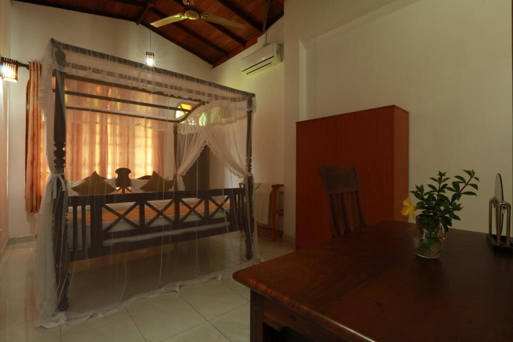 Flamingo Guest house - 4