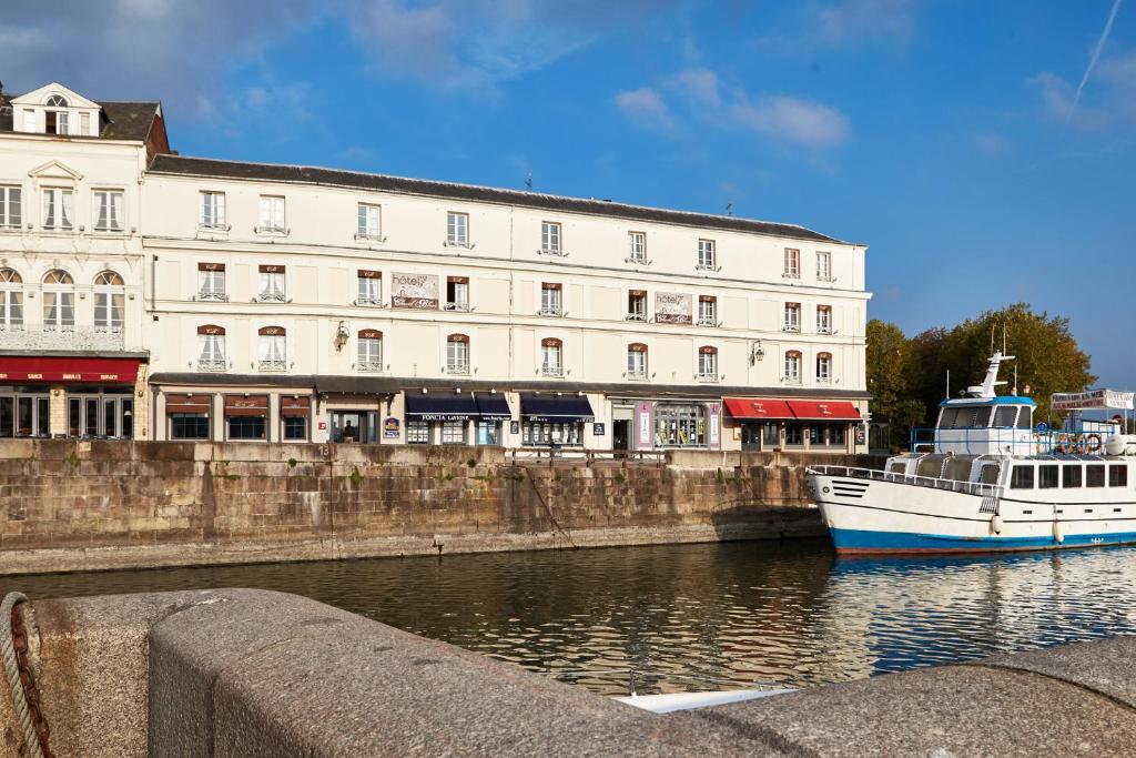 Best Western Le Cheval Blanc from $52. Honfleur Hotel Deals
