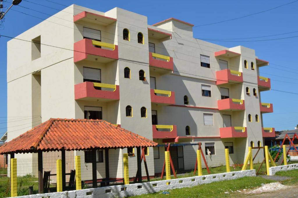  Center Hotel