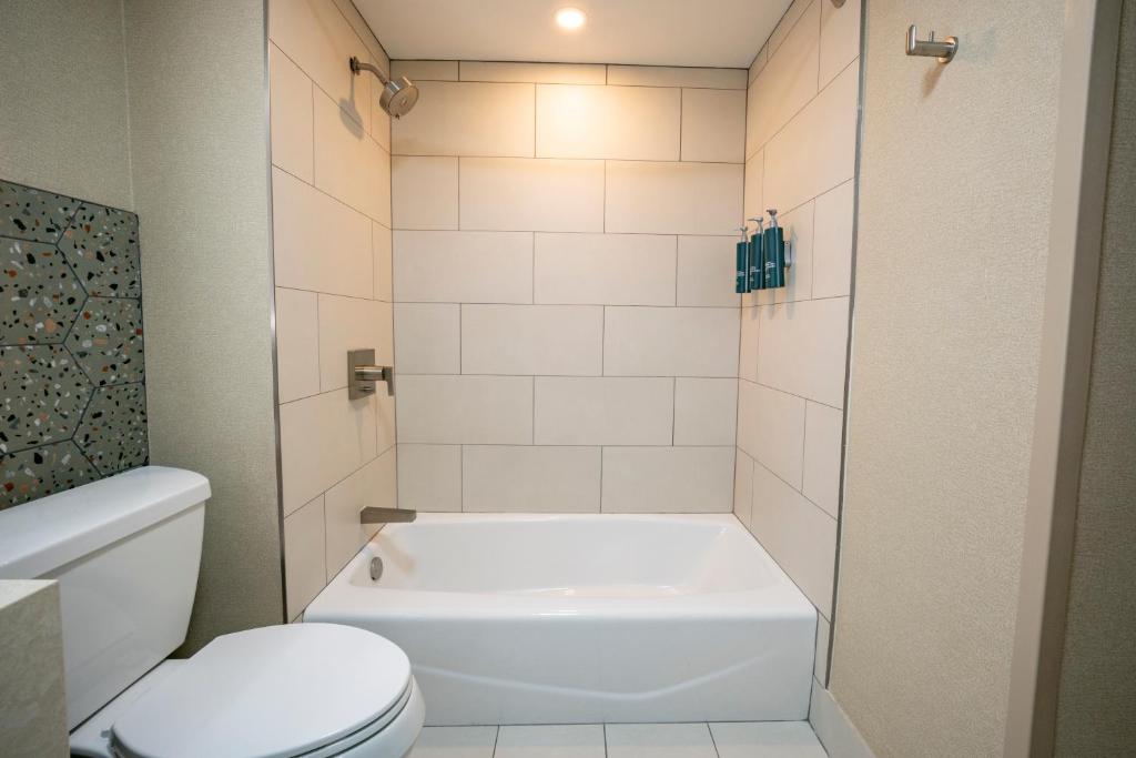Holiday Inn Wilkes Barre - East Mountain, an IHG Hotel - 