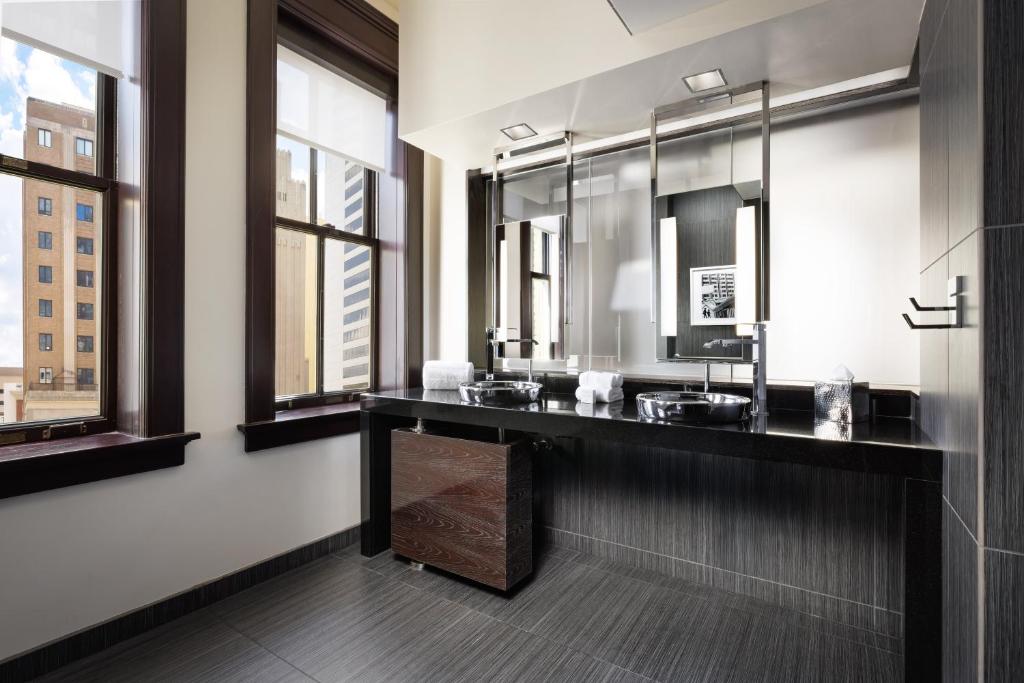 The Joule Dallas photo