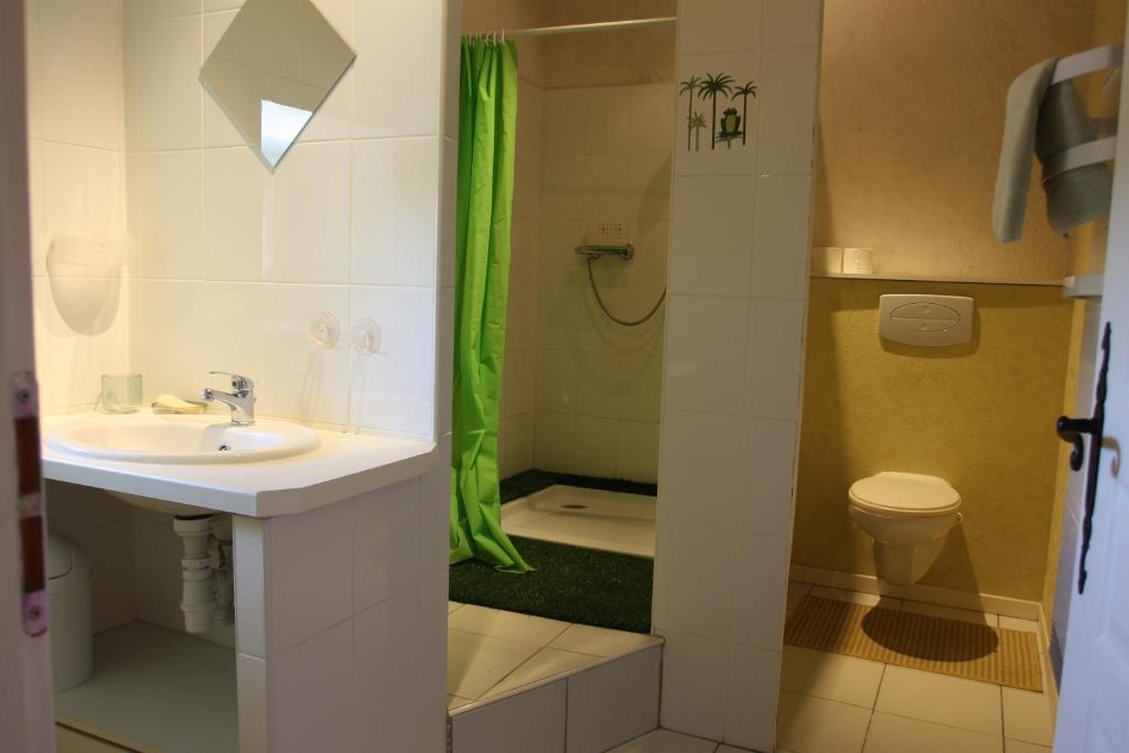 Ett badrum på Le Moulin de Milan