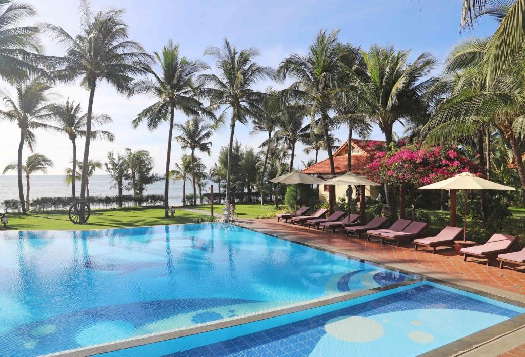 Phòng Deluxe 2 Giường Đơn Có Hồ Bơi