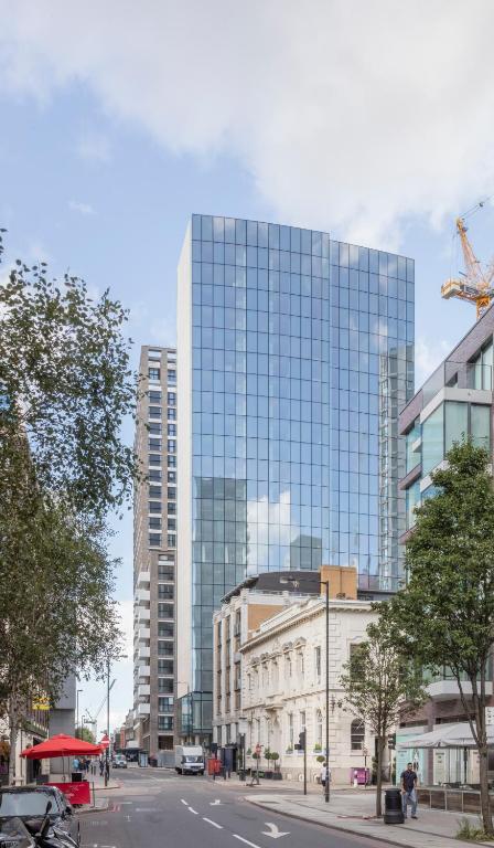 Leman Locke - Resim 7