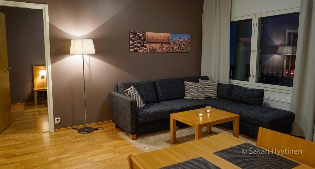 Гостиная зона в Ruka Chalets Ski-Inn