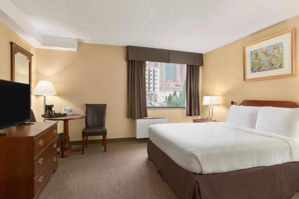 Days Inn by Wyndham Fallsview - Resim 42