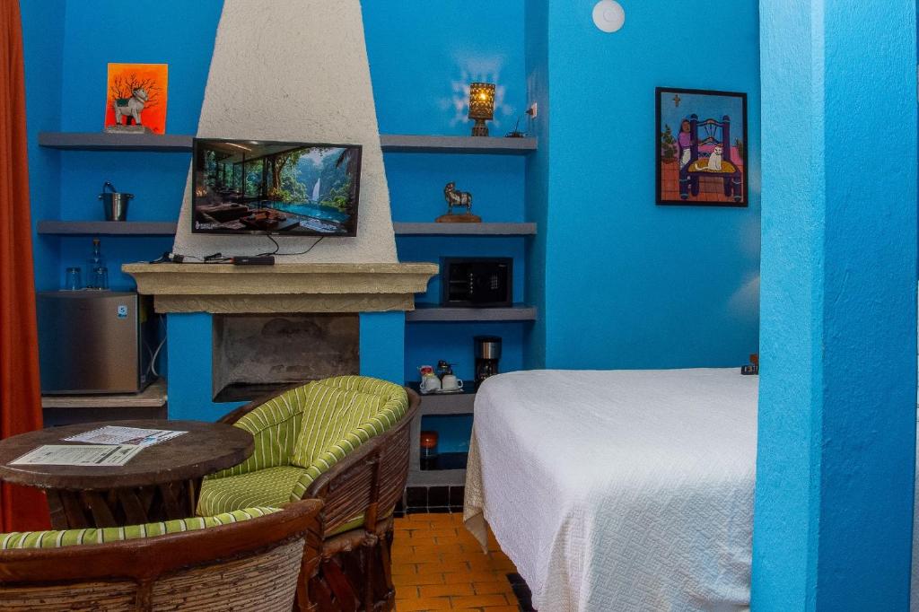 Quinta Maria Cortez Beach Hotel - Queen Room