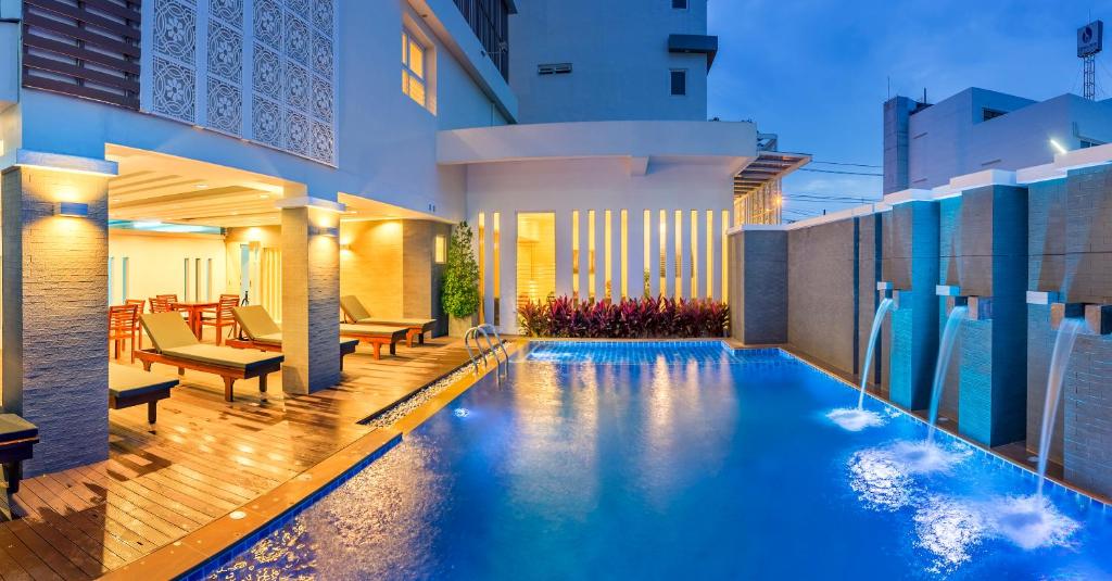 Ratana Hotel Rassada, PHUKET TOWN- SHA Extra Plus - Resim 30