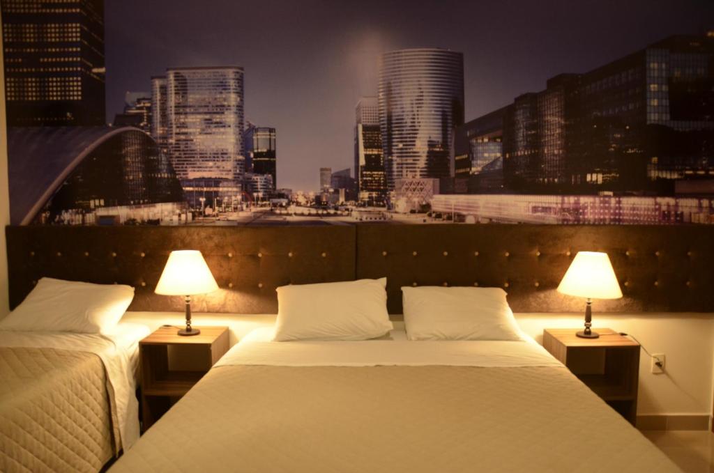  Hotel HortoPlaza
