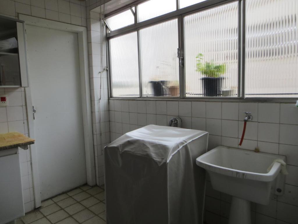  Pierres Apartment