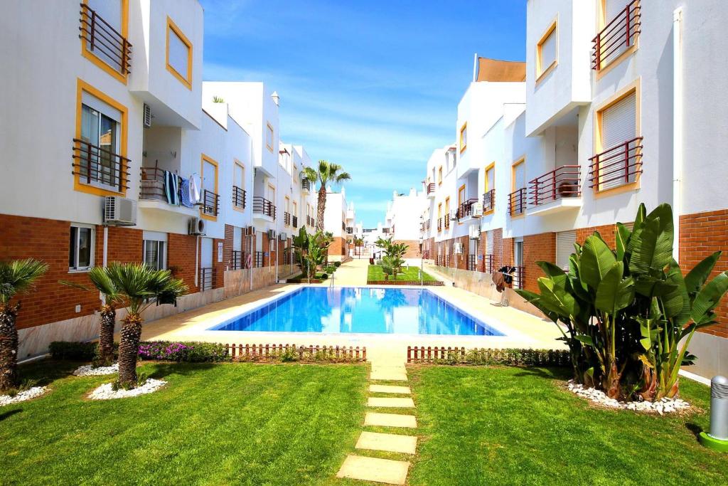 HSH Cabanas Beach & Pool
