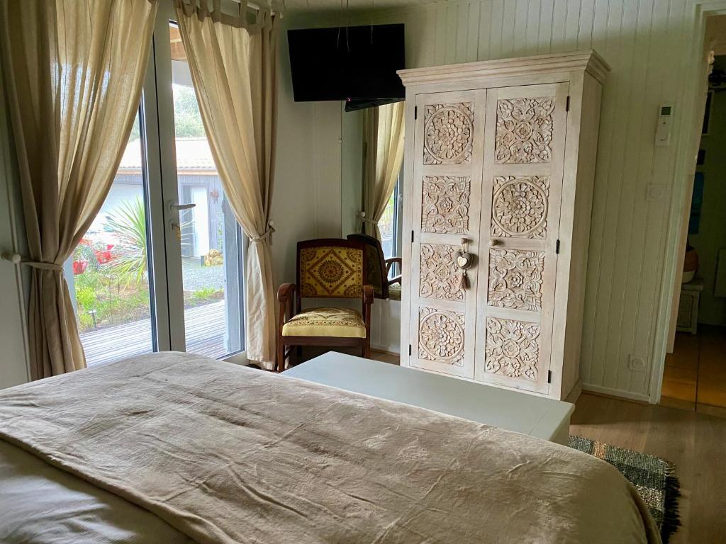 Villa du Cap - Chambre d'hôtes - Double Room With Pool View