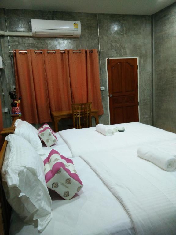 Pottery Street House - 2