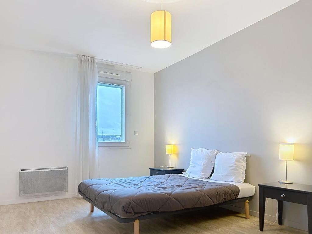 Terres de France - Appart Hôtel Rouen Flaubert - One-Bedroom Apartment