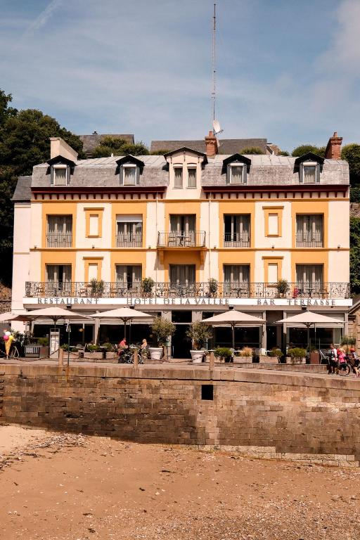 Hôtel De La Vallée