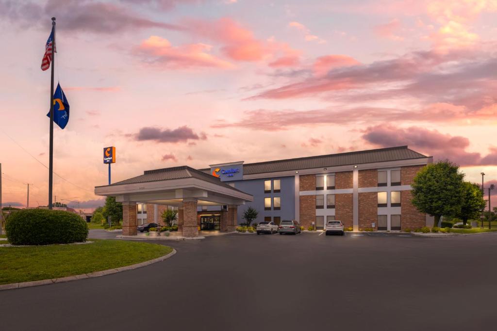 Comfort Inn Chattanooga Downtown Southside photo