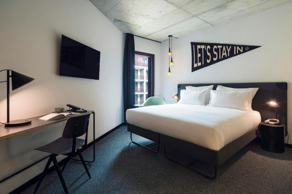 The Social Hub Porto Extended Stay - 1