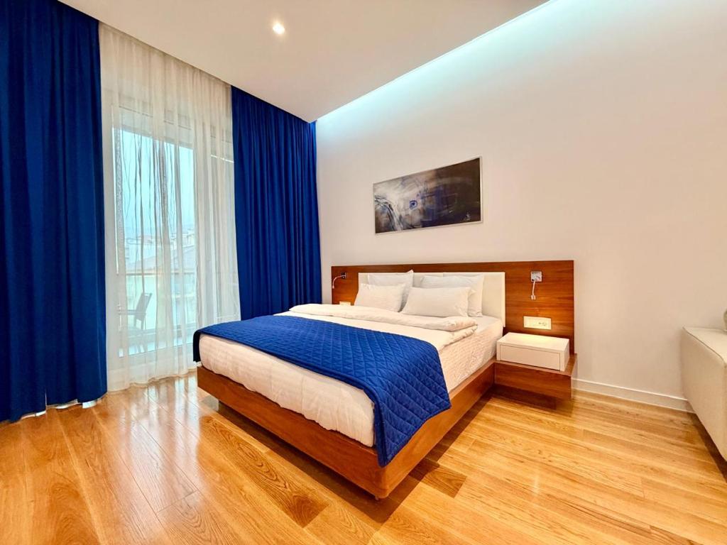 Condo Studio Plaza - 3