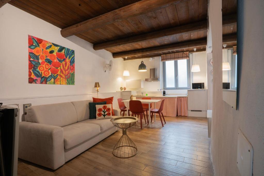 Le Case di Rosie, Tuscan Mountain View apartment, Pool