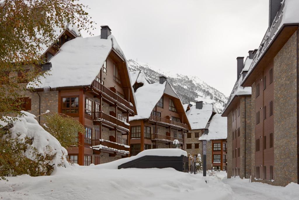 Val de Ruda Luxe 24 by FeelFree Rentals, Baqueira-Beret ...
