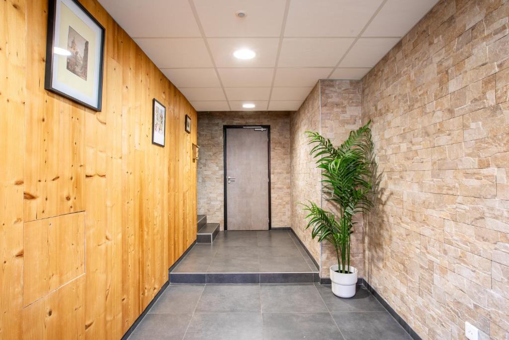 Appartement climatisé, 4 suites parentales et grande terrasse – photo 26