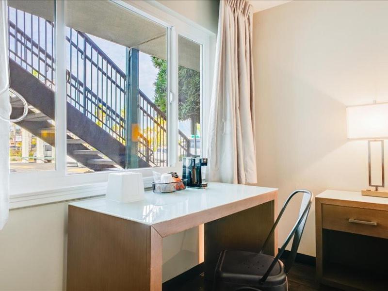 The Atwood Hotel San Diego - SeaWorld/Zoo photo