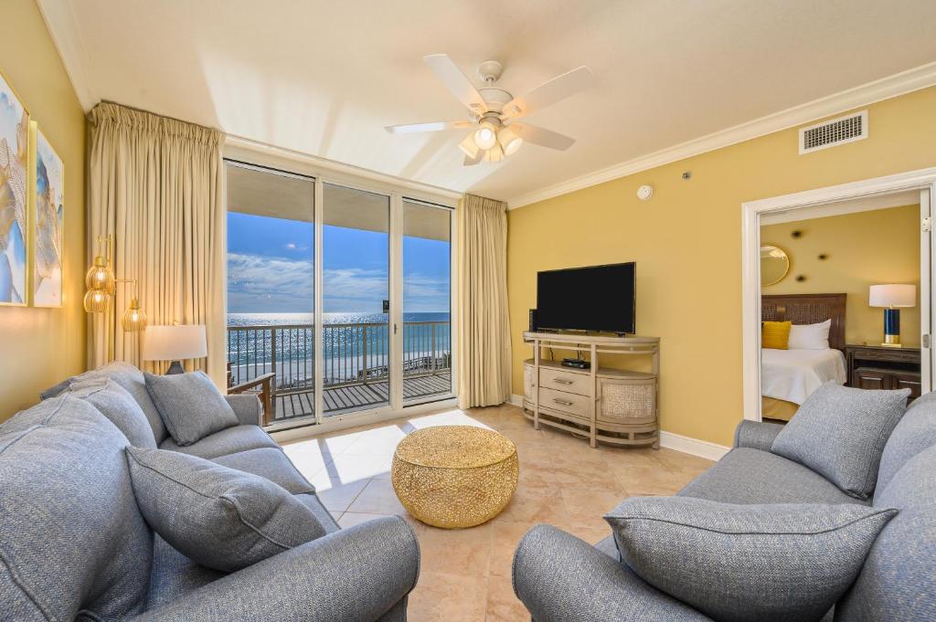 Azure 405, Fort Walton Beach (updated prices 2026)