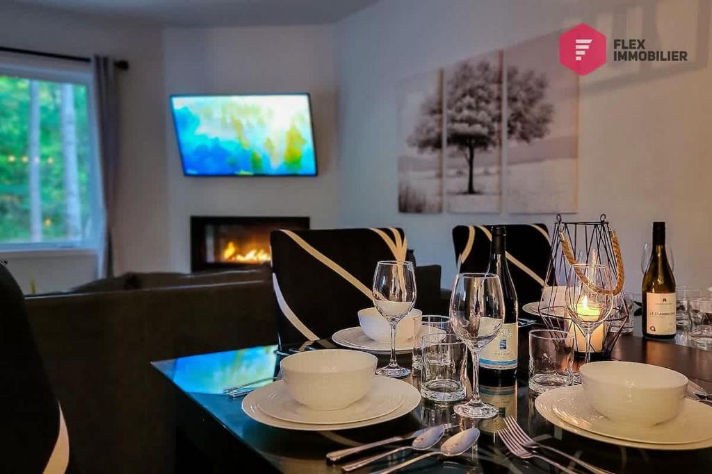 L'Arbre de la Montagne Orford - Ski Hiking Bicking Golf Beaches - Housity