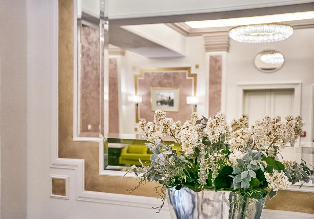 COSMOPOLITAN Hotel Prague - Resim 40