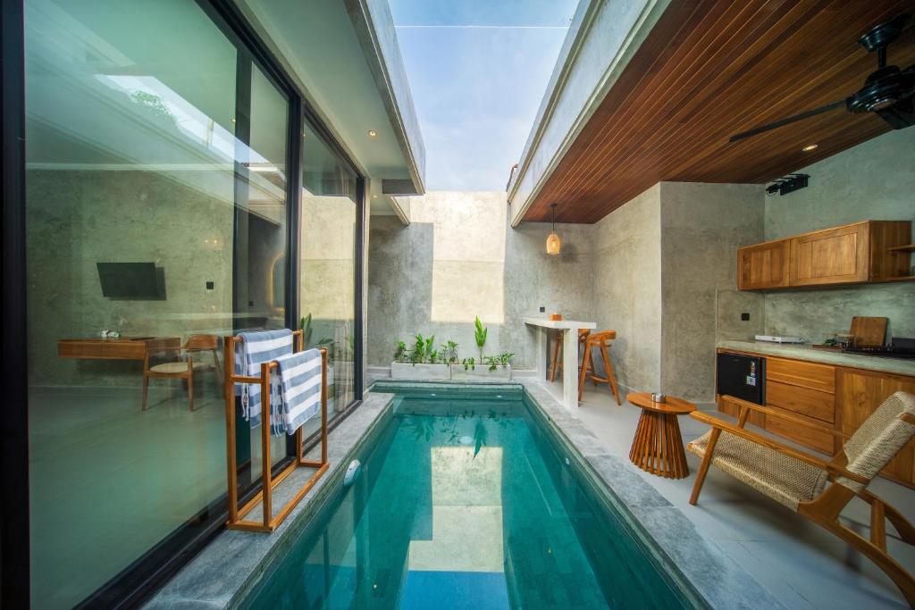 Private Pool Villa in Umalas #1 Close to Canggu, Kerobokan ...