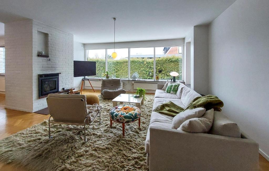 Gorgeous Home In Bunkeflostrand With Sauna
