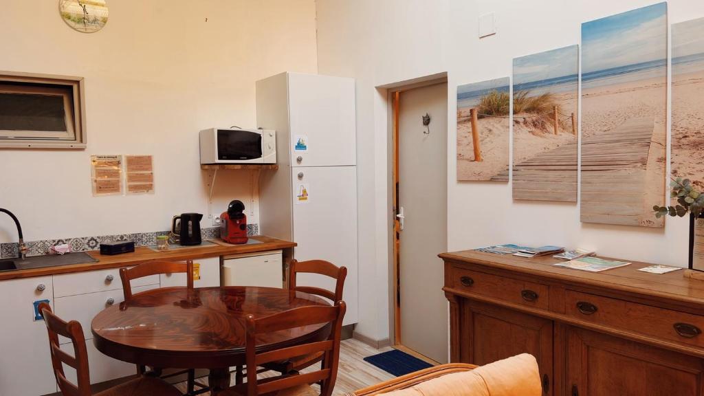 Logis des Lauriers Roses - Doppelzimmer Mit Eigenem Bad