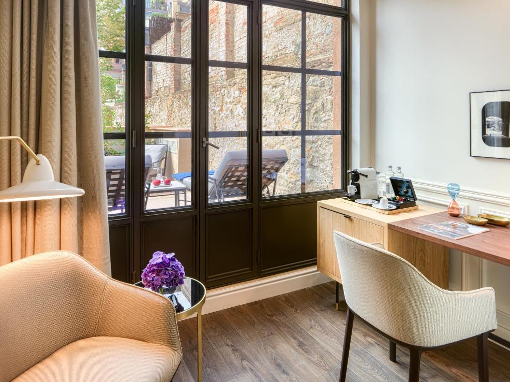 TV a/nebo společenská místnost v ubytování H10 Casa Mimosa 4* Sup