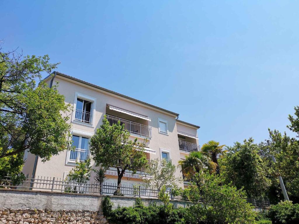 Apartments in Crikvenica 5746