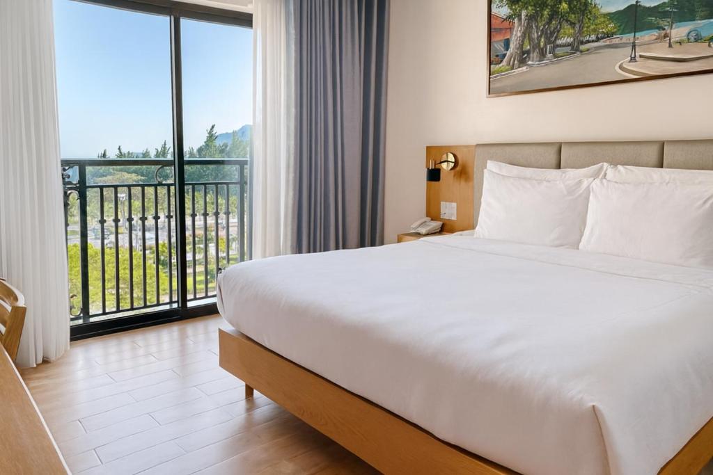 Phòng Deluxe Giường Đôi Nhìn Ra Biển