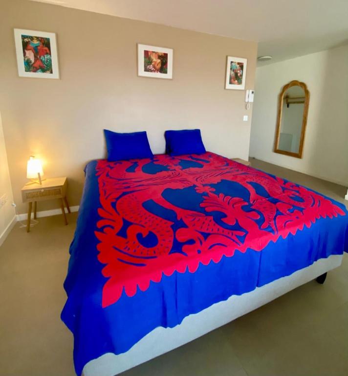 Studio Vairagi City tout neuf au coeur de Papeete - WiFi -Netflix -AC - photo 2 - Tahiti, Polynésie