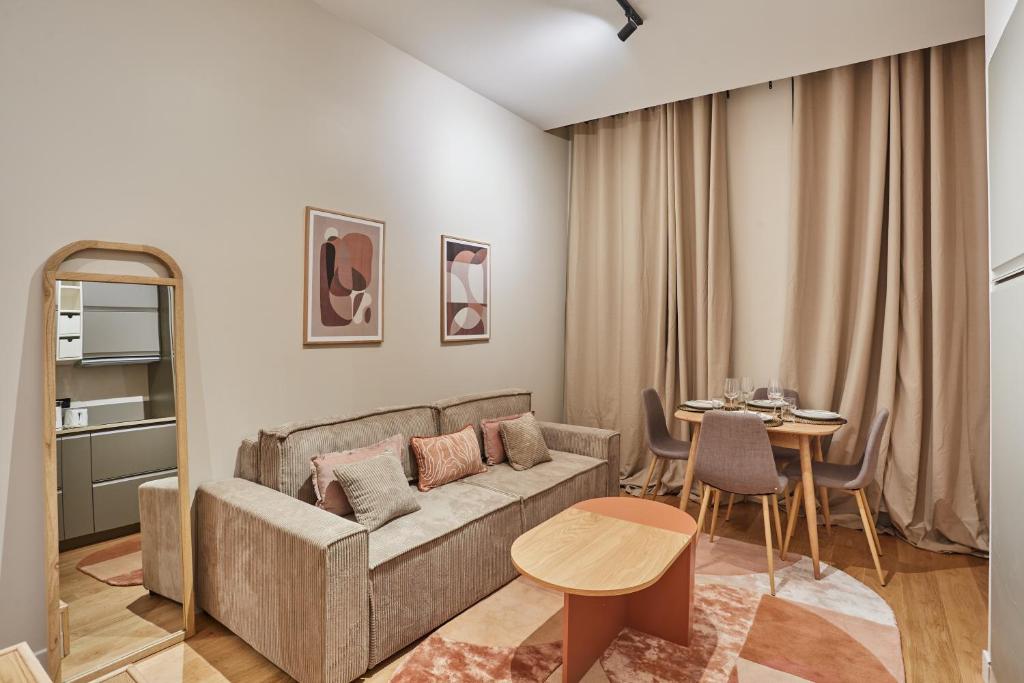 Spacious Apartment in the Heart of Paris near Notre-Dame