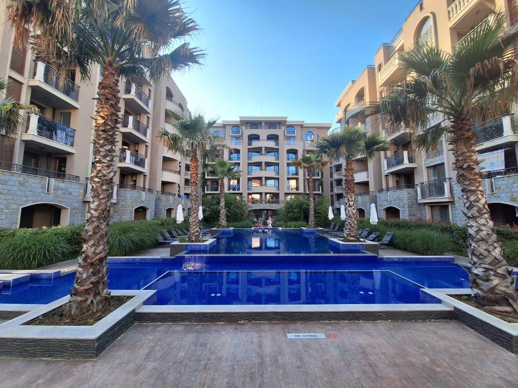 Poolview 3 Room Apartment with Poolview in Cascadas Resort, Sunny Beach (preços ...