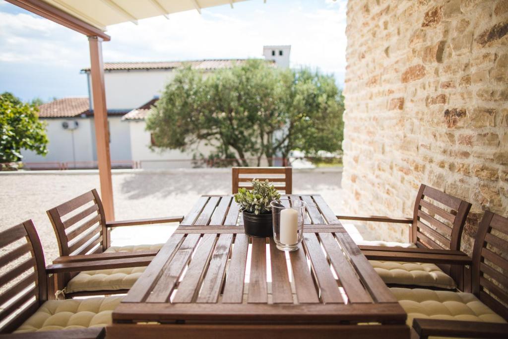 Olive Tree Apartments, Водице обновленные цены 2022 года