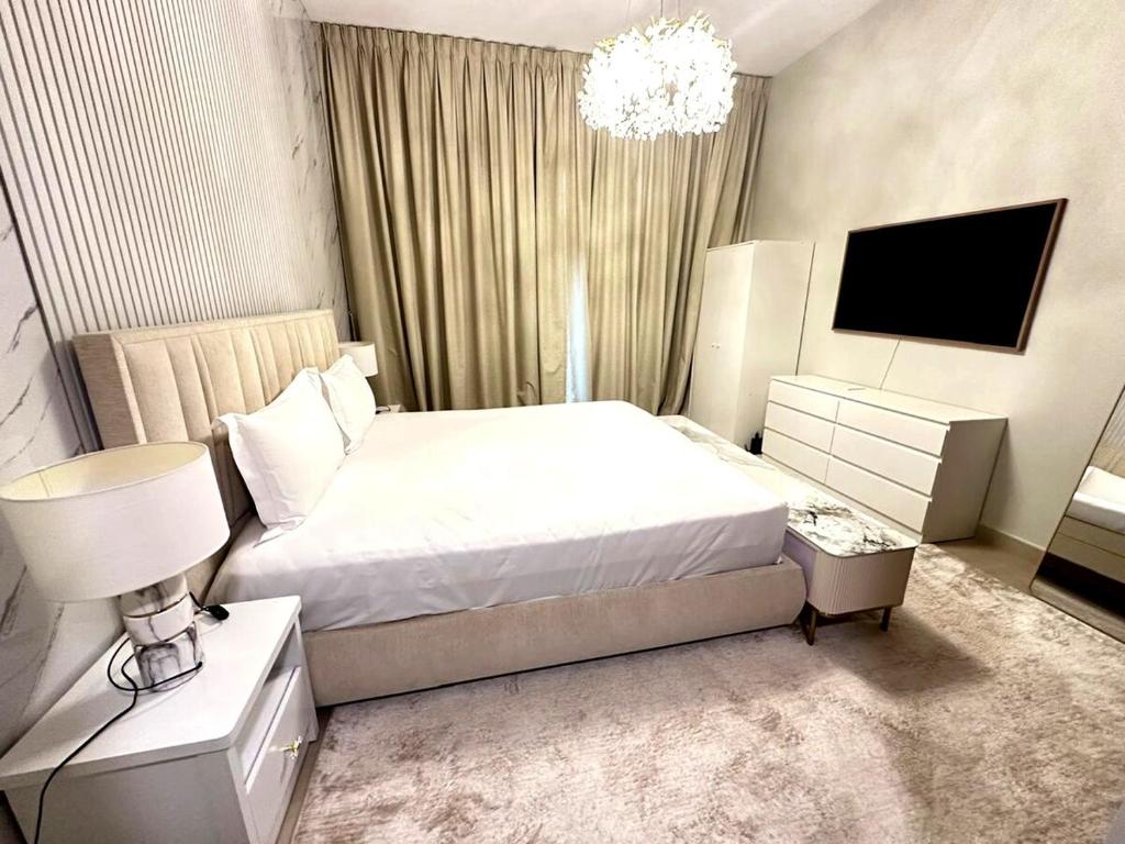 تصویر اتاق‌های Stylish 1BR in Sparkle Towers Dubai Marina Escape - تصویر ۲