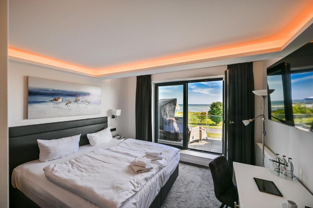 Hotel Königslinie - Panoramic Sea View And Balcony