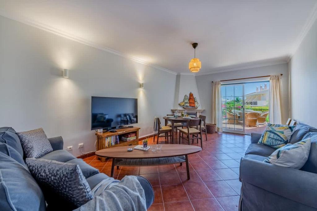 Sao Rafael TownHouse with Pool